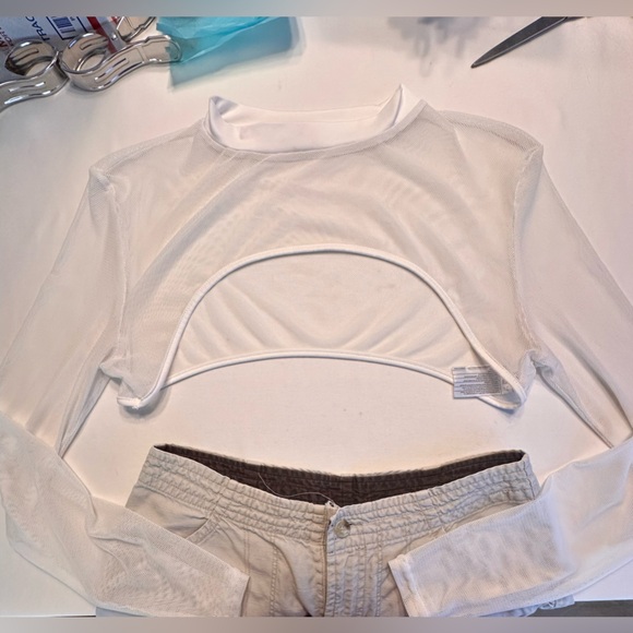 White Long Sleeve Cropped Net Top Athletic or Club Wear Size XXL - Picture 4 of 4